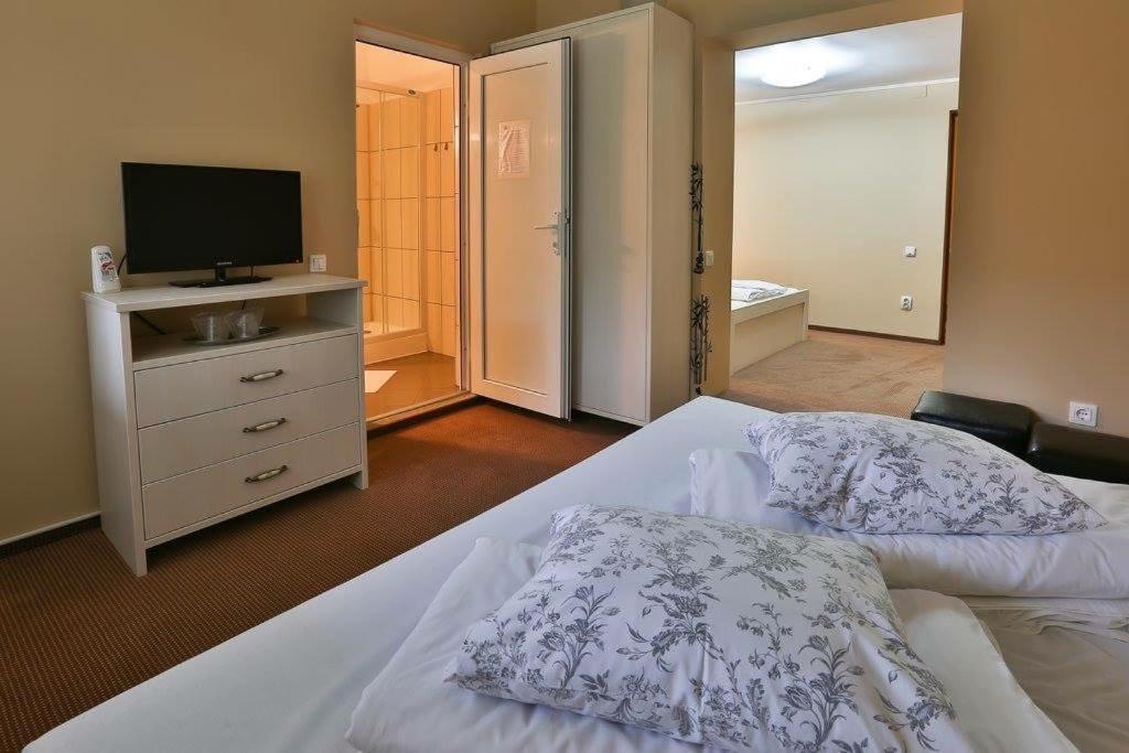 Pensiunea La Padure Cheia, Prahova Otel Măneciu Dış mekan fotoğraf