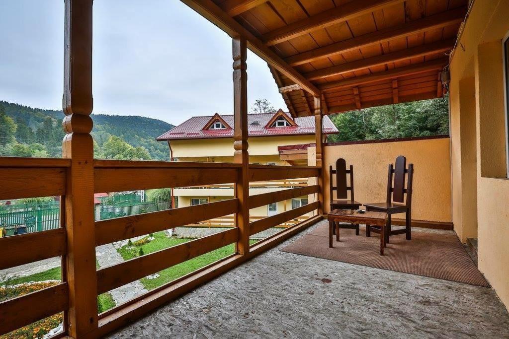 Pensiunea La Padure Cheia, Prahova Otel Măneciu Dış mekan fotoğraf